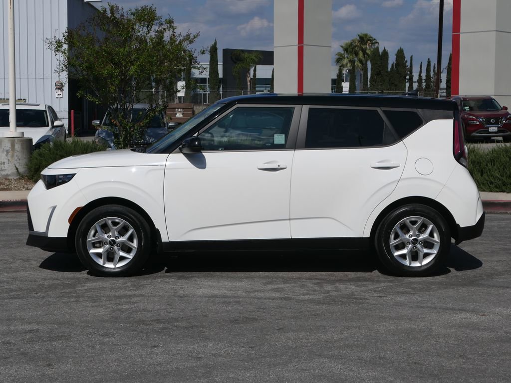Used 2023 Kia Soul S image 6