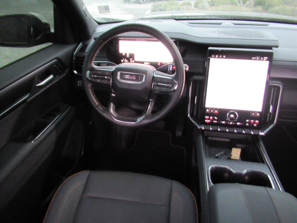 Used 2025 GMC Acadia AT4 AWD/4WD image 14