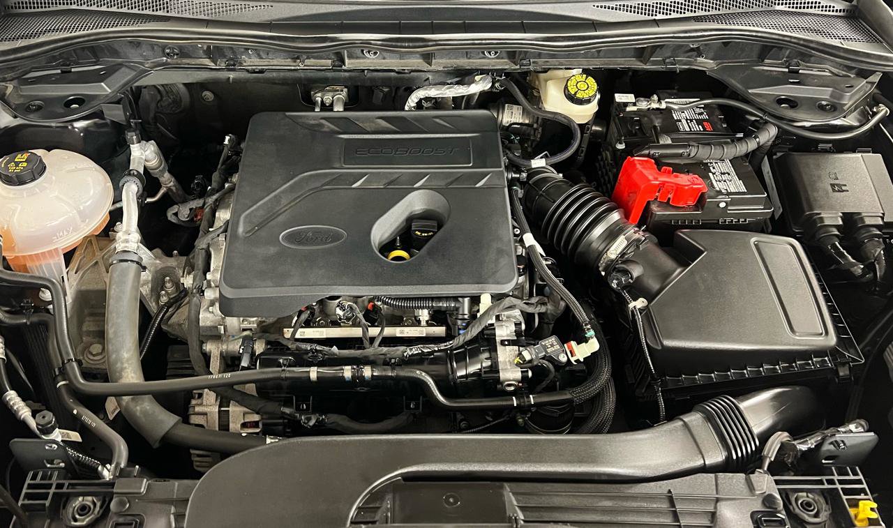 Used 2020 Ford Escape SE image 9