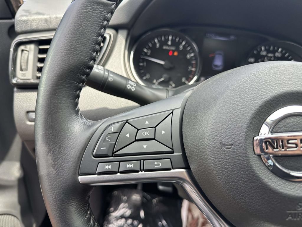 Used 2018 Nissan Rogue Sport SL w/ SL Premium Package AWD/4WD image 29