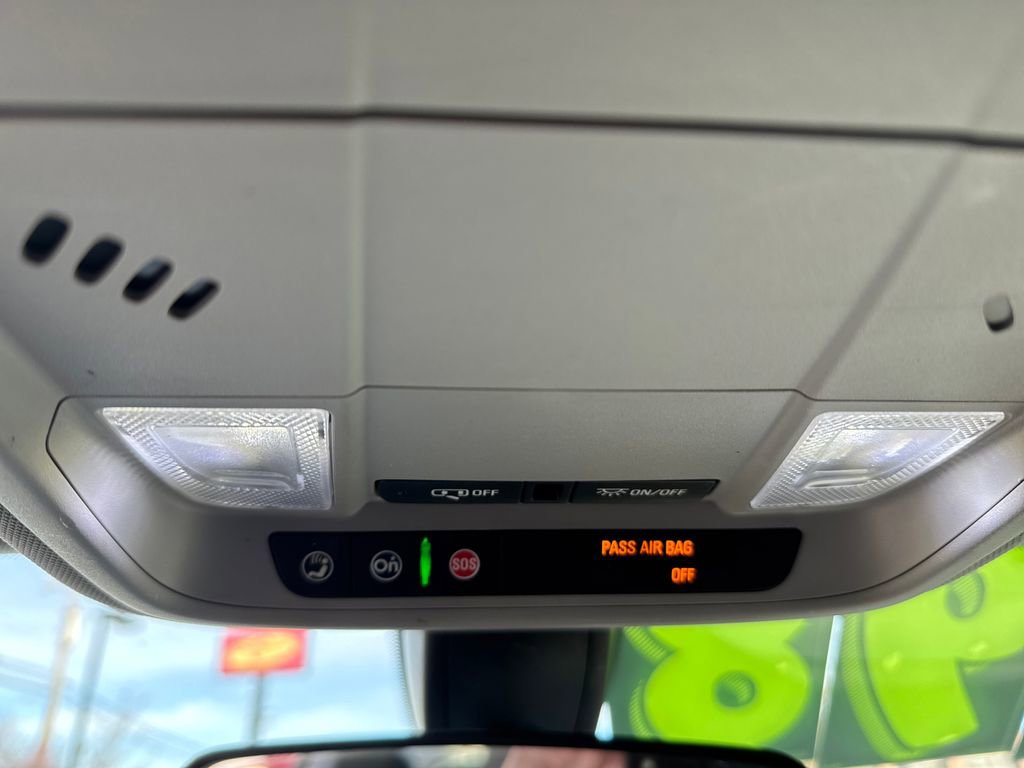 Used 2019 Chevrolet Equinox LT image 24