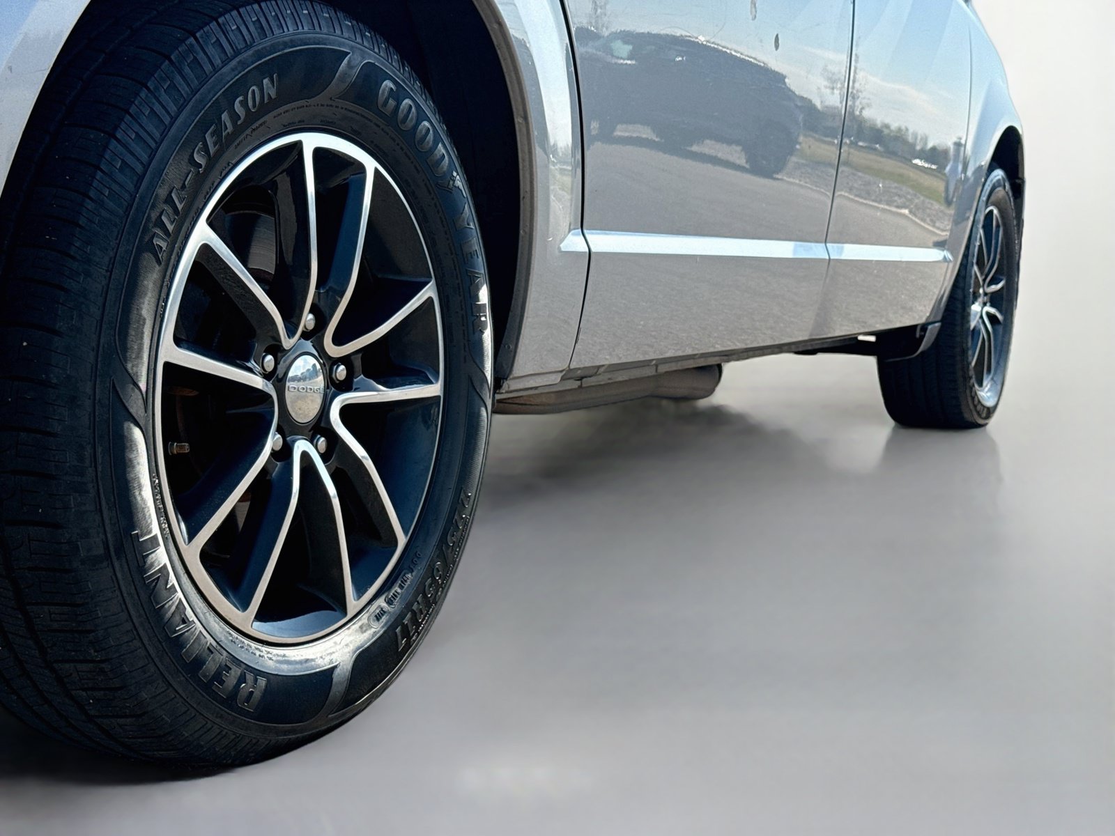 Used 2018 Dodge Grand Caravan SE FWD image 9