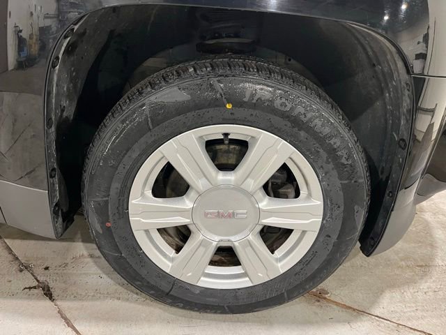 Used 2015 GMC Terrain SLE w/ Safety Package image 13
