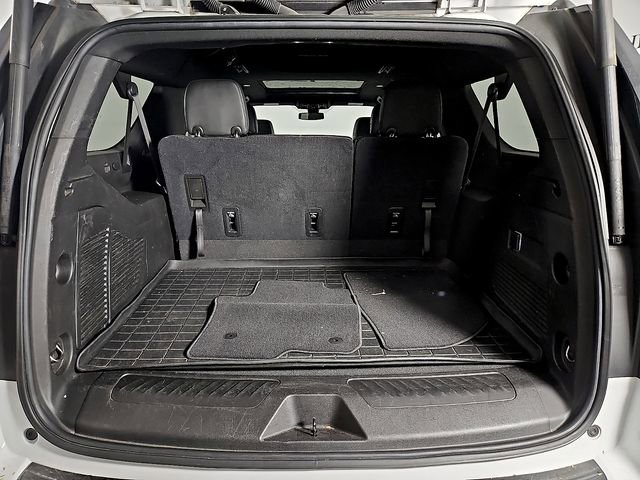 Used 2021 Chevrolet Suburban LT RWD image 30