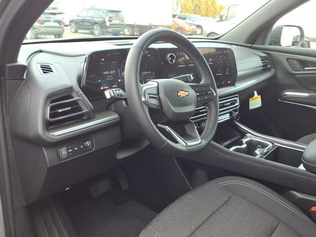 Used 2026 Chevrolet Traverse LT w/ Driver Confidence Package AWD/4WD image 9