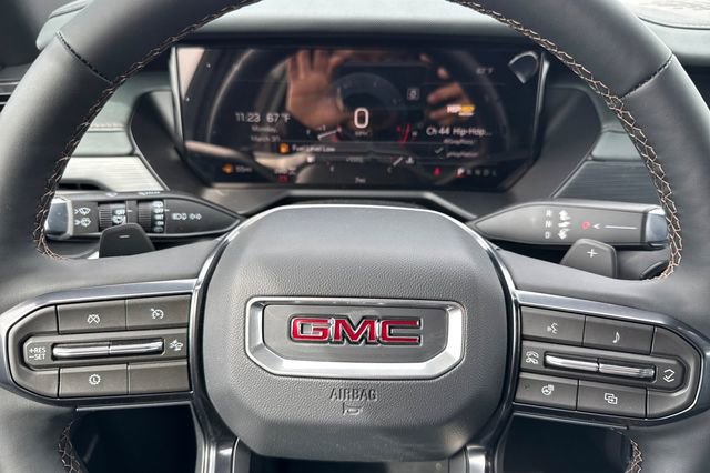 New 2026 GMC Acadia AT4 image 29