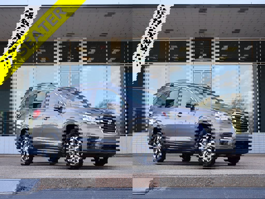 Used 2022 Subaru Ascent Premium w/ Convenience Package