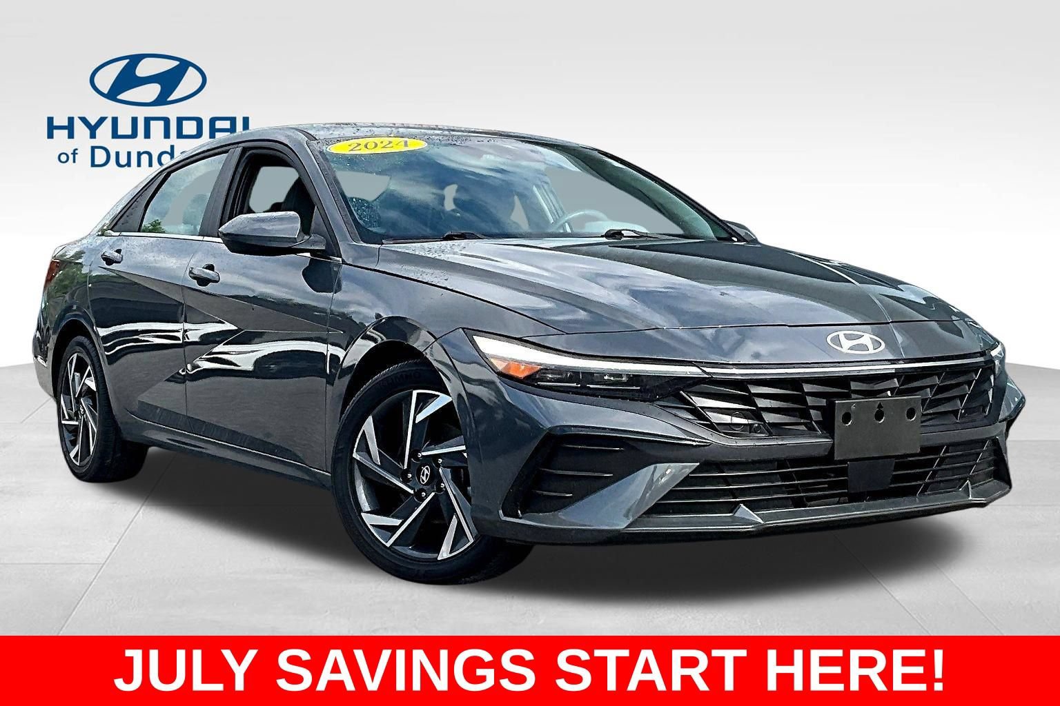 Used 2024 Hyundai Elantra SEL w/ Convenience Package FWD image 3