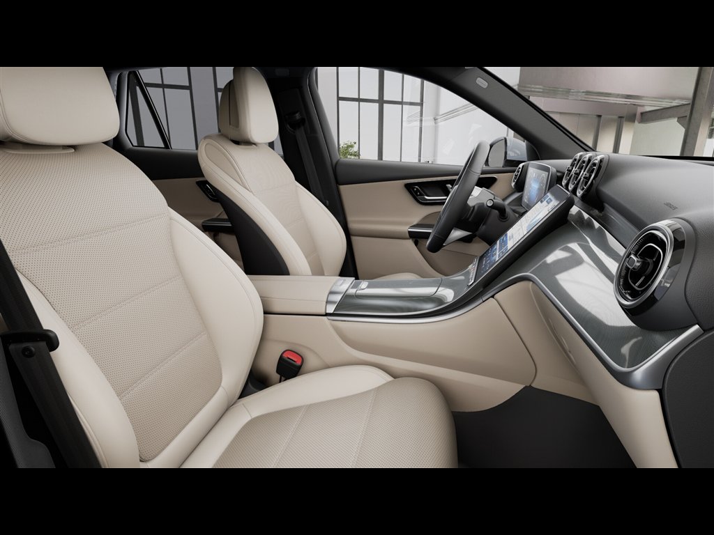 Certified 2026 Mercedes-Benz GLC 300 4MATIC image 39