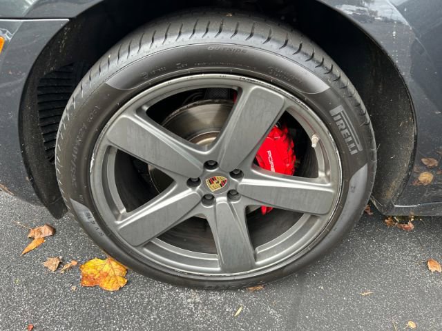 Used 2018 Porsche Macan GTS image 40