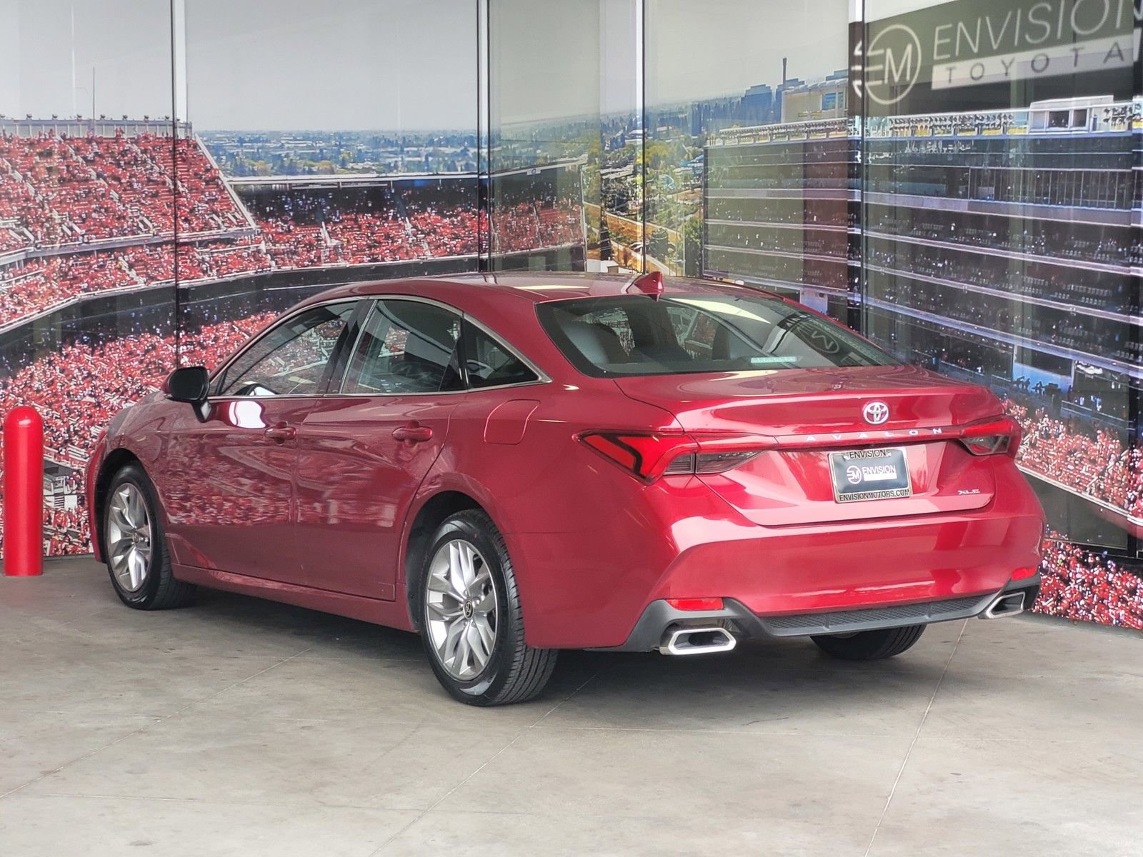 Certified 2022 Toyota Avalon XLE image 6