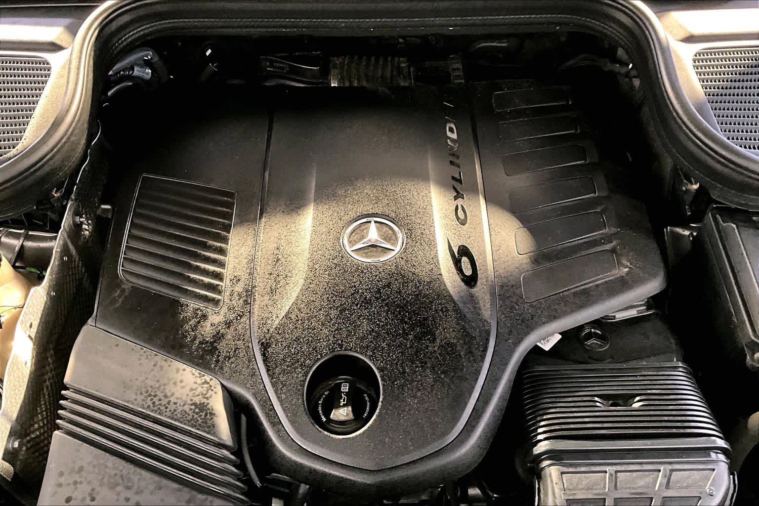 Used 2020 Mercedes-Benz GLS 450 4MATIC image 31