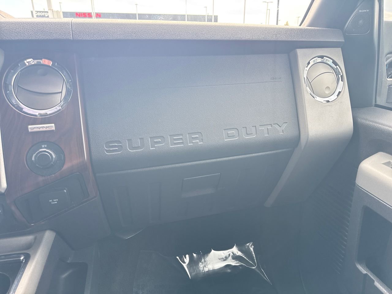 Used 2016 Ford F250 Lariat w/ Lariat Ultimate Package image 30