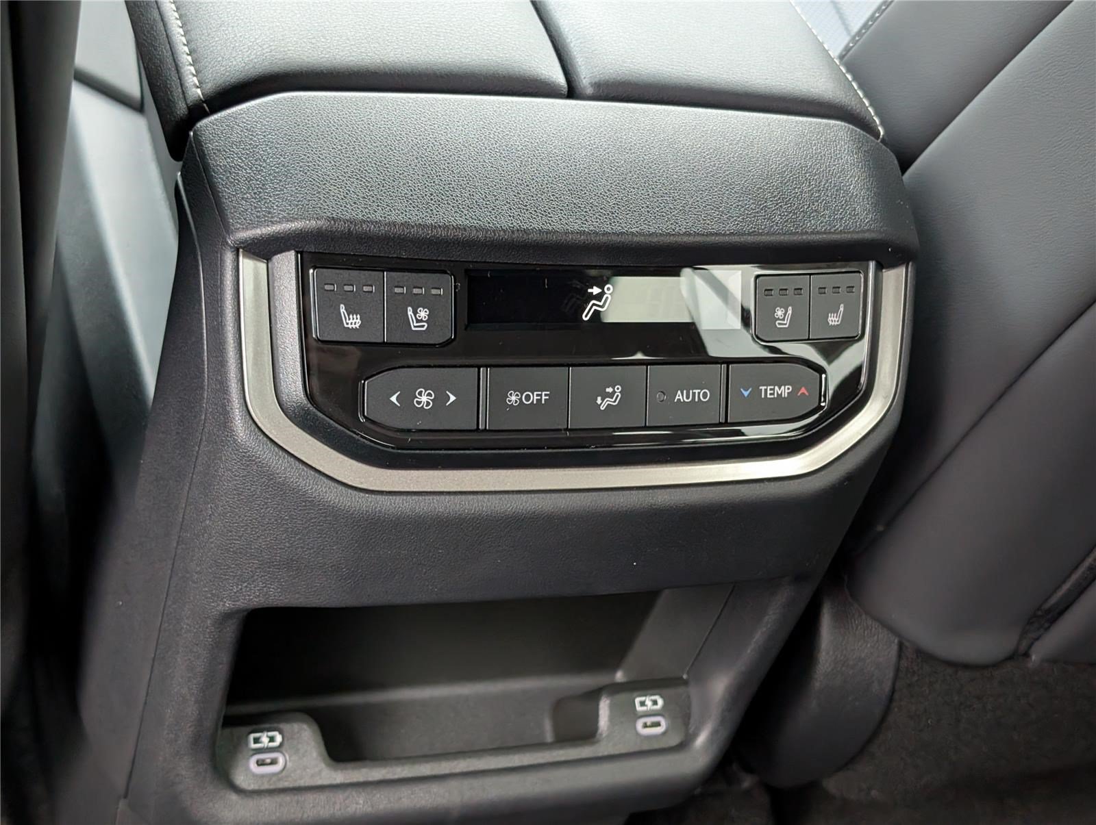 New 2026 Lexus TX 500h AWD w/ Technology Package image 15