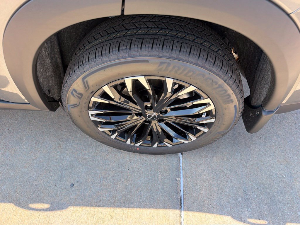 New 2026 Nissan Rogue Dark Armor AWD/4WD image 9