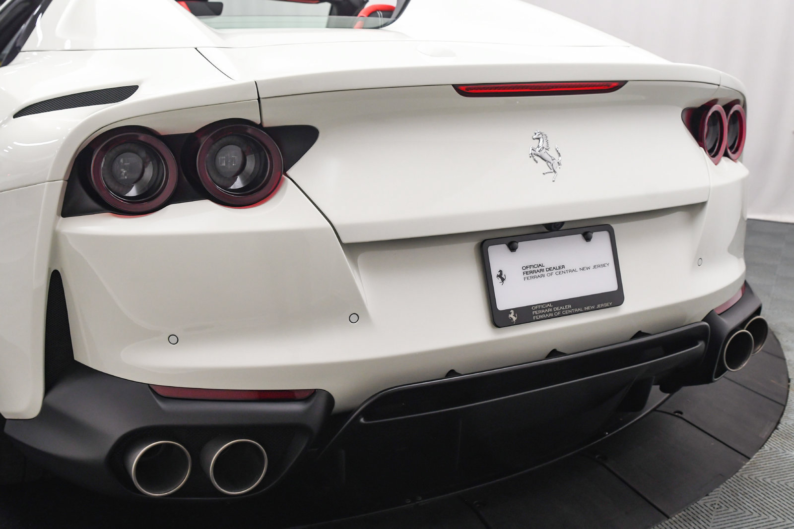 Used 2022 Ferrari 812 GTS RWD image 43