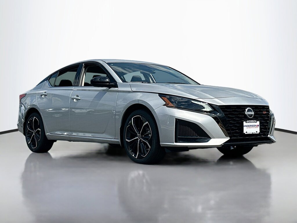 New 2025 Nissan Altima 2.5 SR image 1