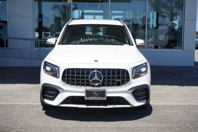 Certified 2022 Mercedes-Benz GLB 35 AMG 4MATIC image 3