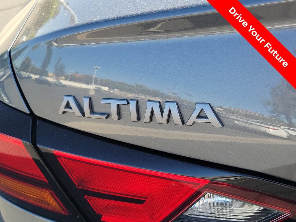 Certified 2025 Nissan Altima 2.5 S FWD image 28