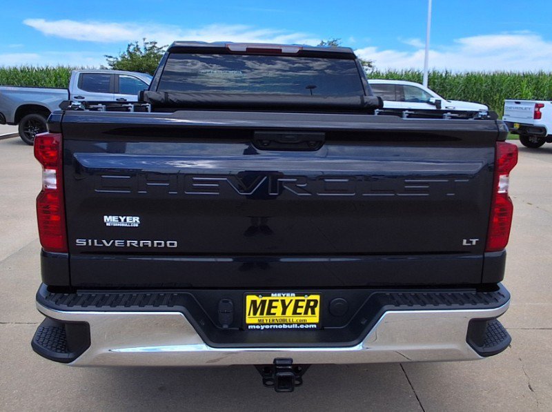 Used 2024 Chevrolet Silverado 1500 LT AWD/4WD image 7