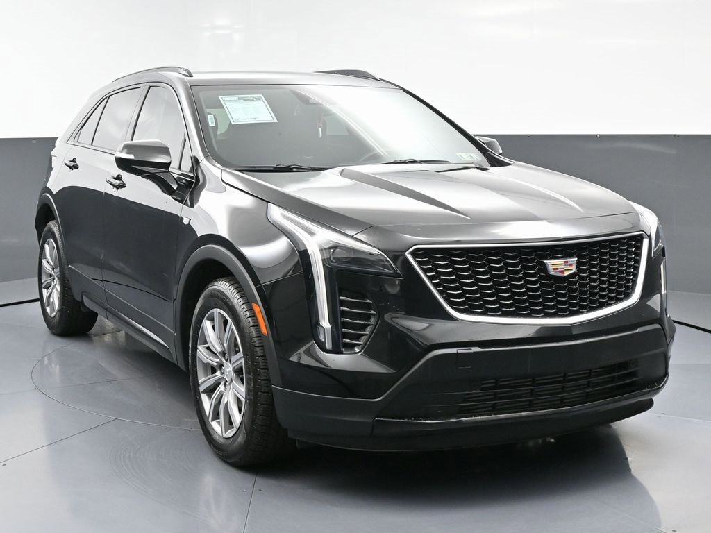 Used 2023 Cadillac XT4 Sport image 3