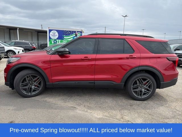 Used 2025 Ford Explorer ST w/ Sun And Sound Package AWD/4WD image 3