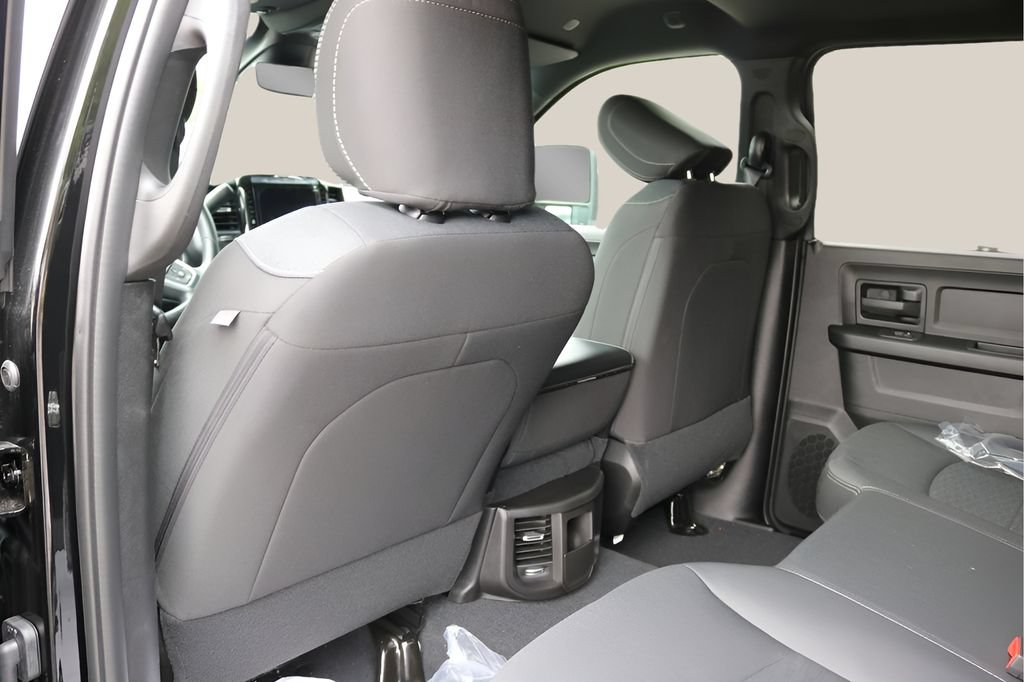 New 2026 RAM 2500 Warlock AWD/4WD image 14