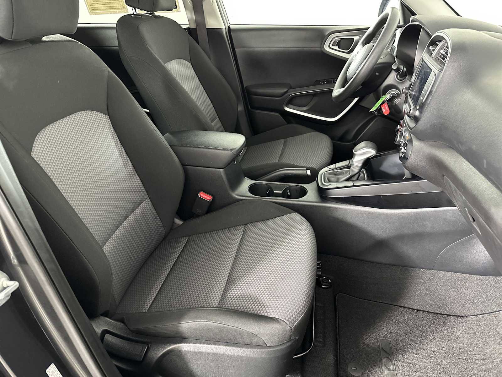Used 2024 Kia Soul LX w/ Option Group 015 image 26