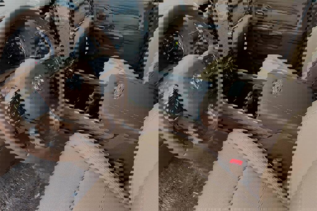 New 2024 RAM 2500 Limited w/ Safety Group image 7