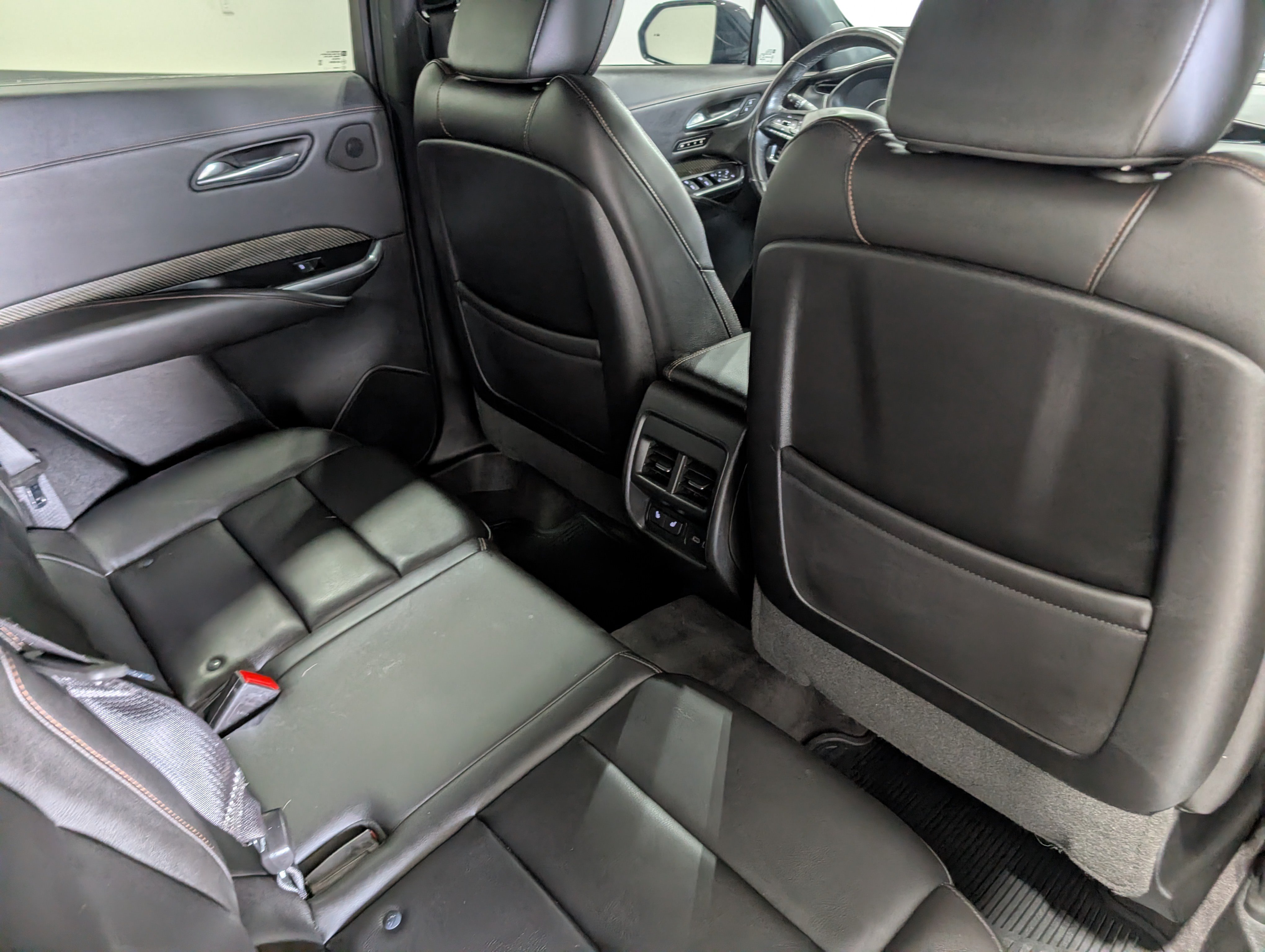 Used 2019 Cadillac XT4 Sport w/ Cold Weather Package AWD/4WD image 16
