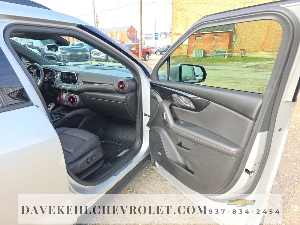 Used 2022 Chevrolet Blazer RS w/ Enhanced Convenience Package image 37