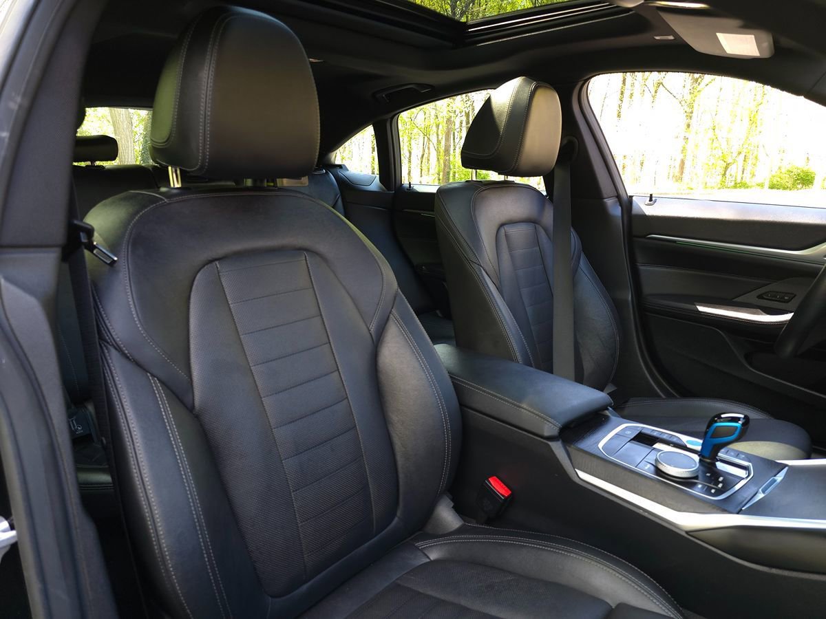 Used 2023 BMW i4 eDrive35 RWD image 19