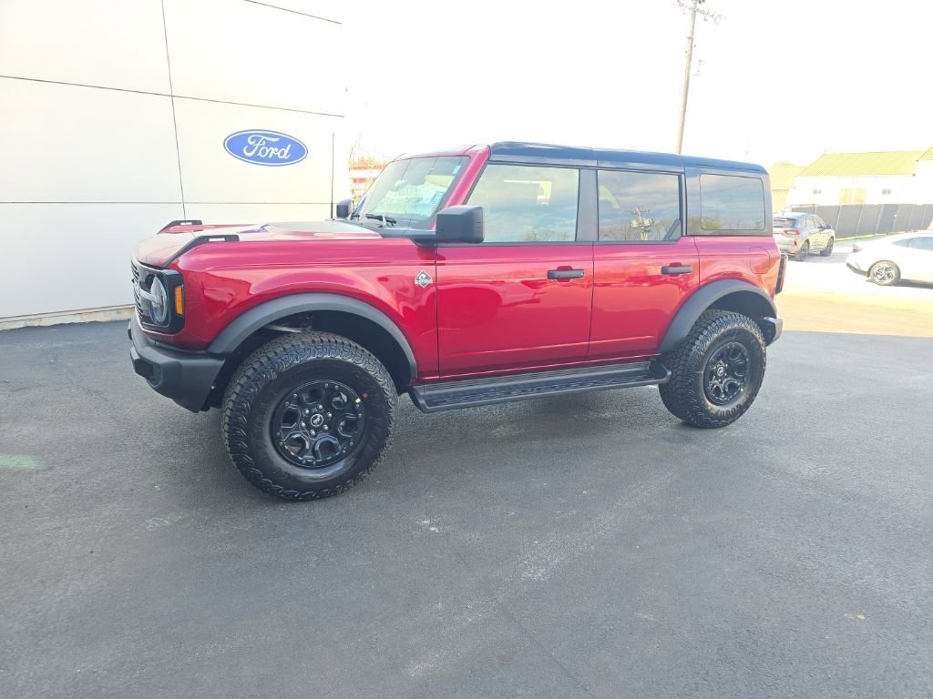 New 2026 Ford Bronco Outer Banks w/ Sasquatch Package image 2