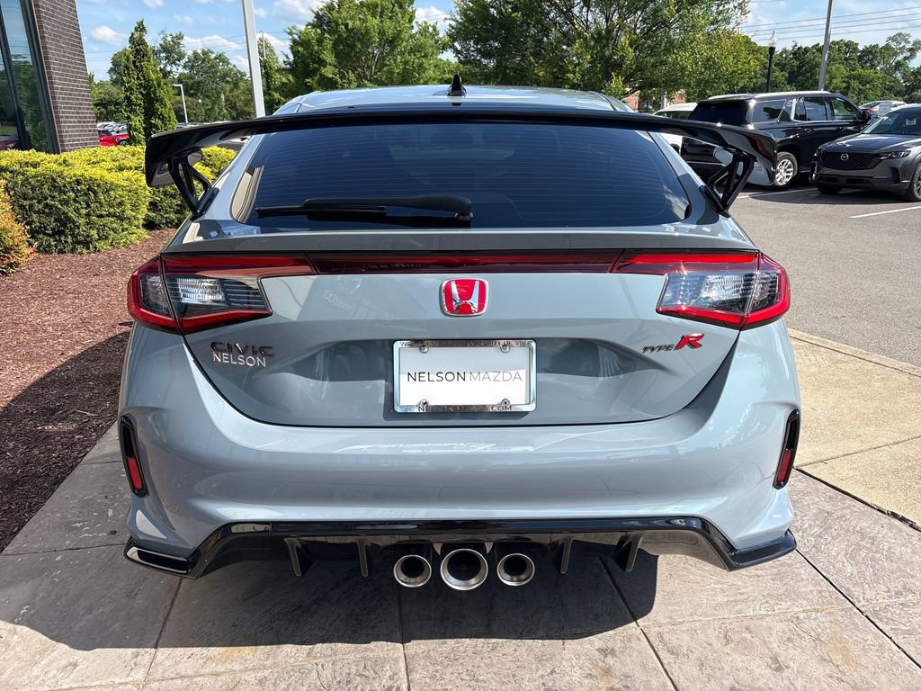 Used 2025 Honda Civic Type R image 4