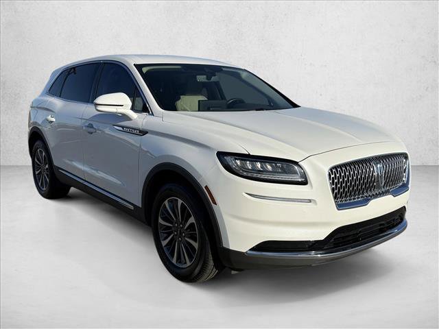 Used 2021 Lincoln Nautilus FWD w/ Equipment Group 101A image 3