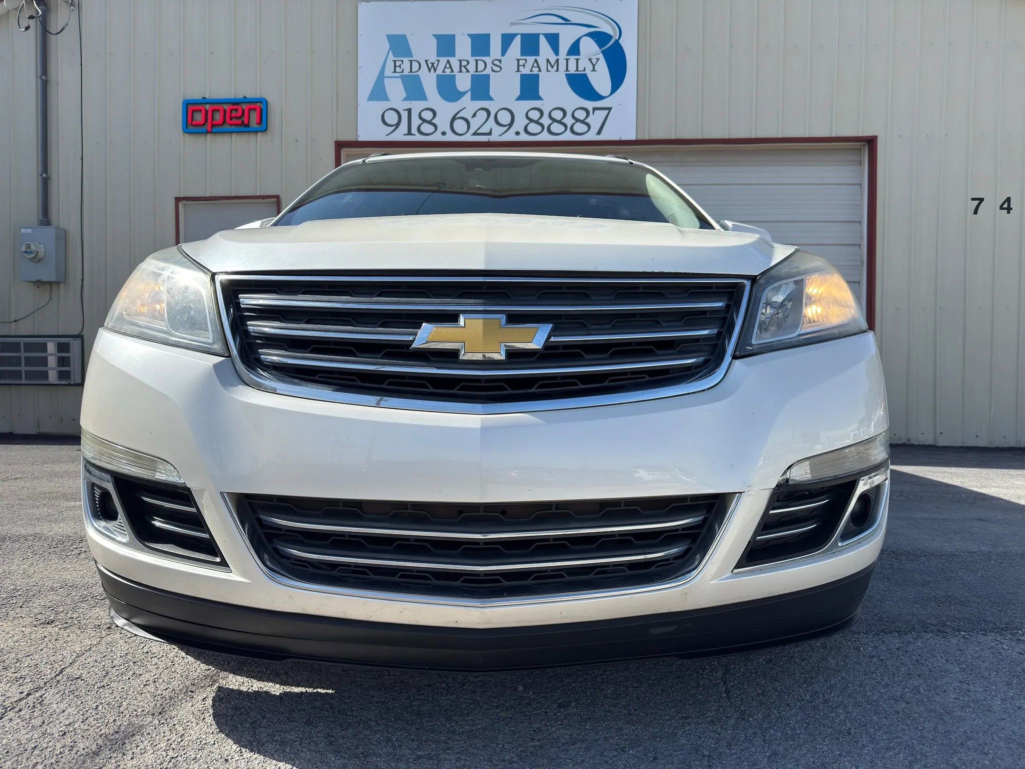 Used 2014 Chevrolet Traverse LTZ FWD image 5