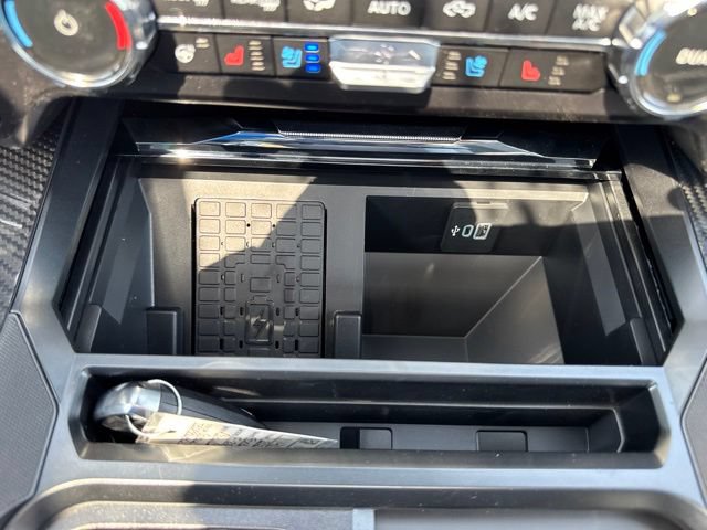 New 2026 Ford F250 Lariat w/ Black Appearance Package AWD/4WD image 45