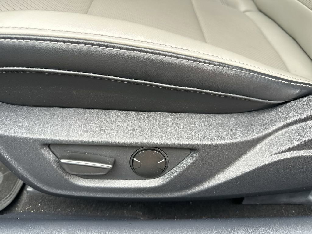 Used 2024 Ford Mustang GT Premium image 16