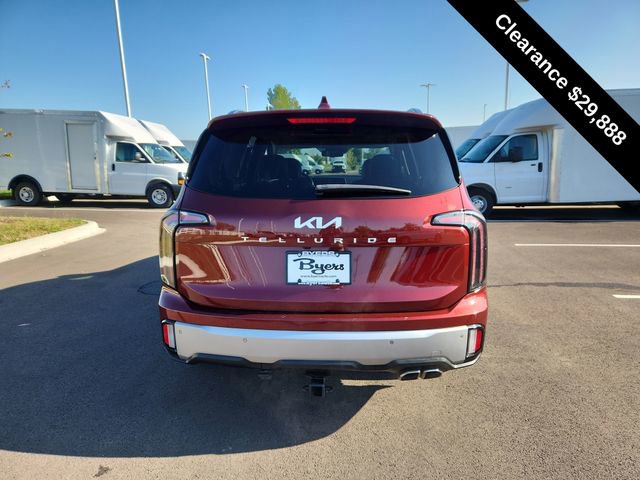 Used 2023 Kia Telluride EX w/ EX Captain's Chair Package image 7