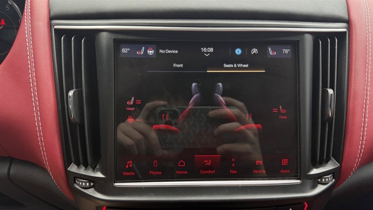 Used 2023 Maserati Levante GT AWD/4WD image 50
