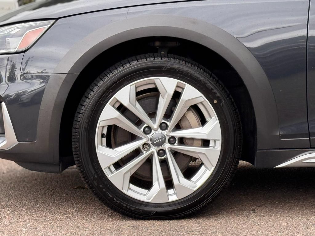 Used 2020 Audi A4 2.0T allroad Premium Plus AWD/4WD image 11