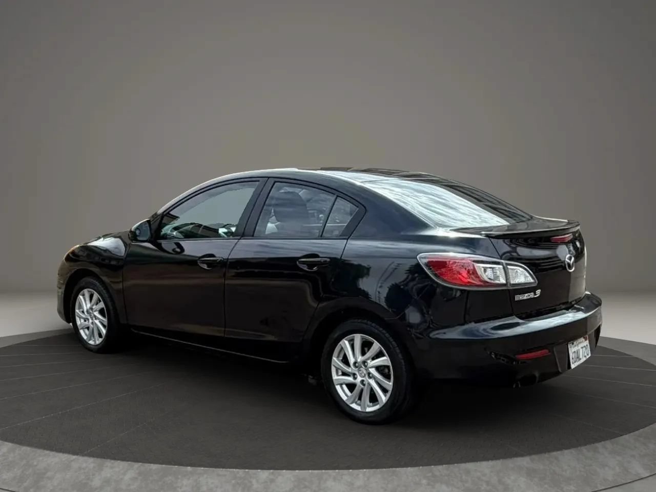 Used 2012 MAZDA MAZDA3 i Touring FWD image 4