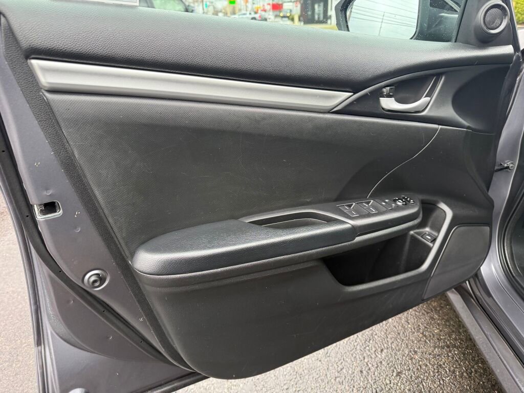 Used 2021 Honda Civic Sport image 10