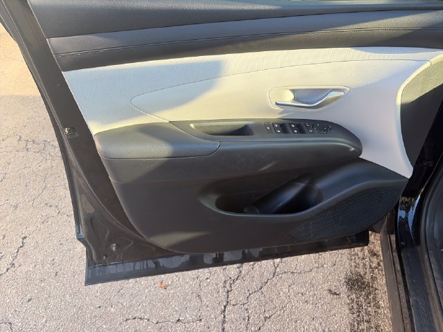 Used 2025 Hyundai Tucson SEL AWD/4WD image 10