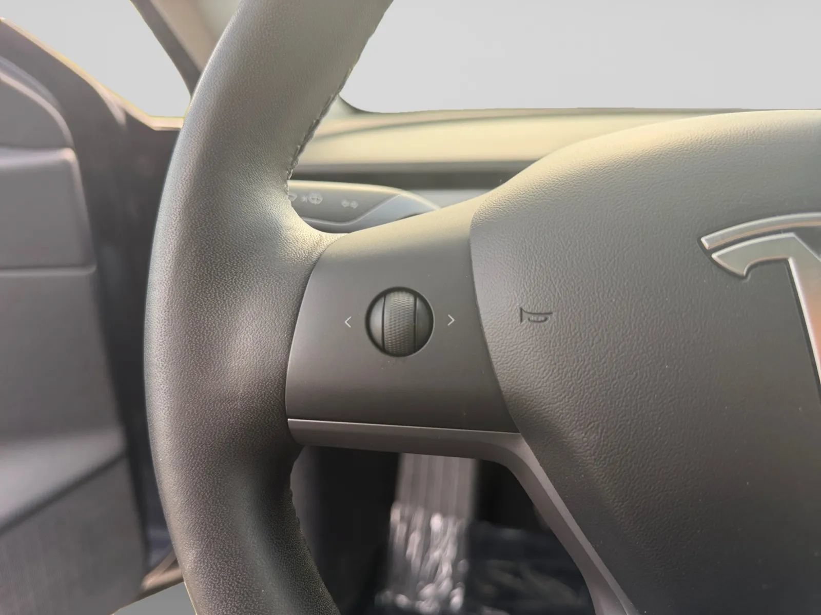 Used 2019 Tesla Model 3 Standard Range Plus RWD image 22