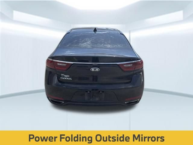 Used 2017 Kia Cadenza Premium w/ Luxury Package FWD image 8