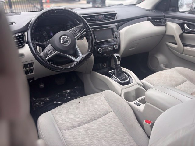 Used 2018 Nissan Rogue Sport SV w/ SV Technology Package FWD image 22