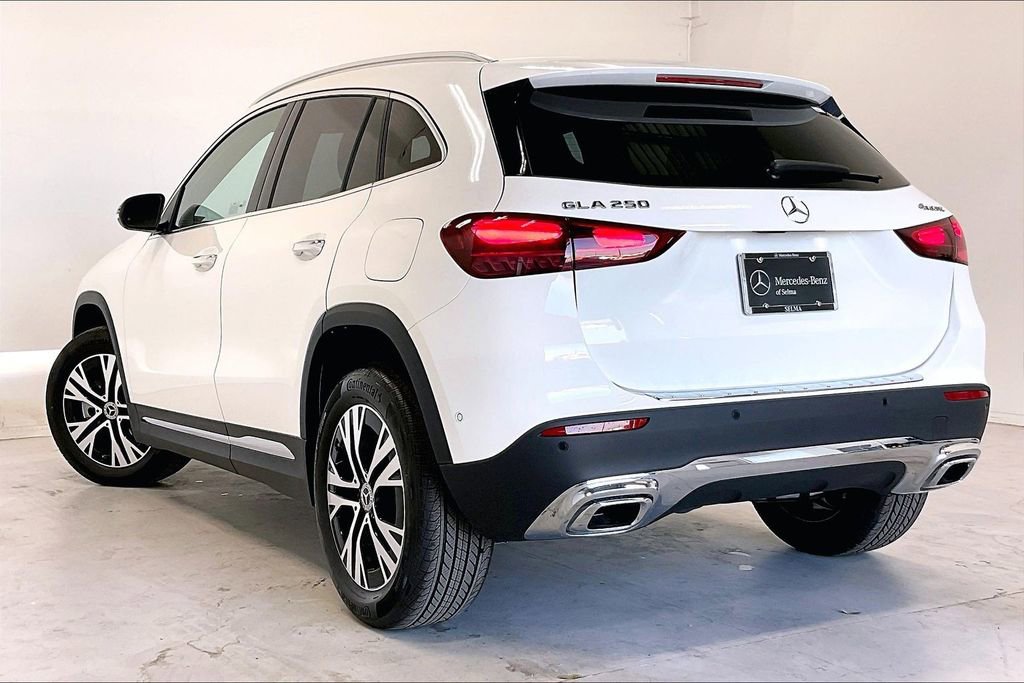 New 2026 Mercedes-Benz GLA 250 4MATIC image 12