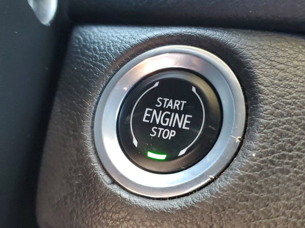 Used 2024 Cadillac XT4 Premium Luxury image 27