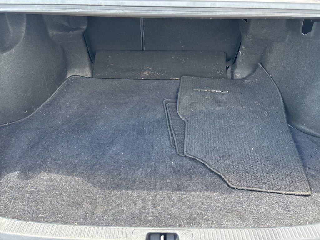 Used 2021 Toyota Camry LE FWD image 29